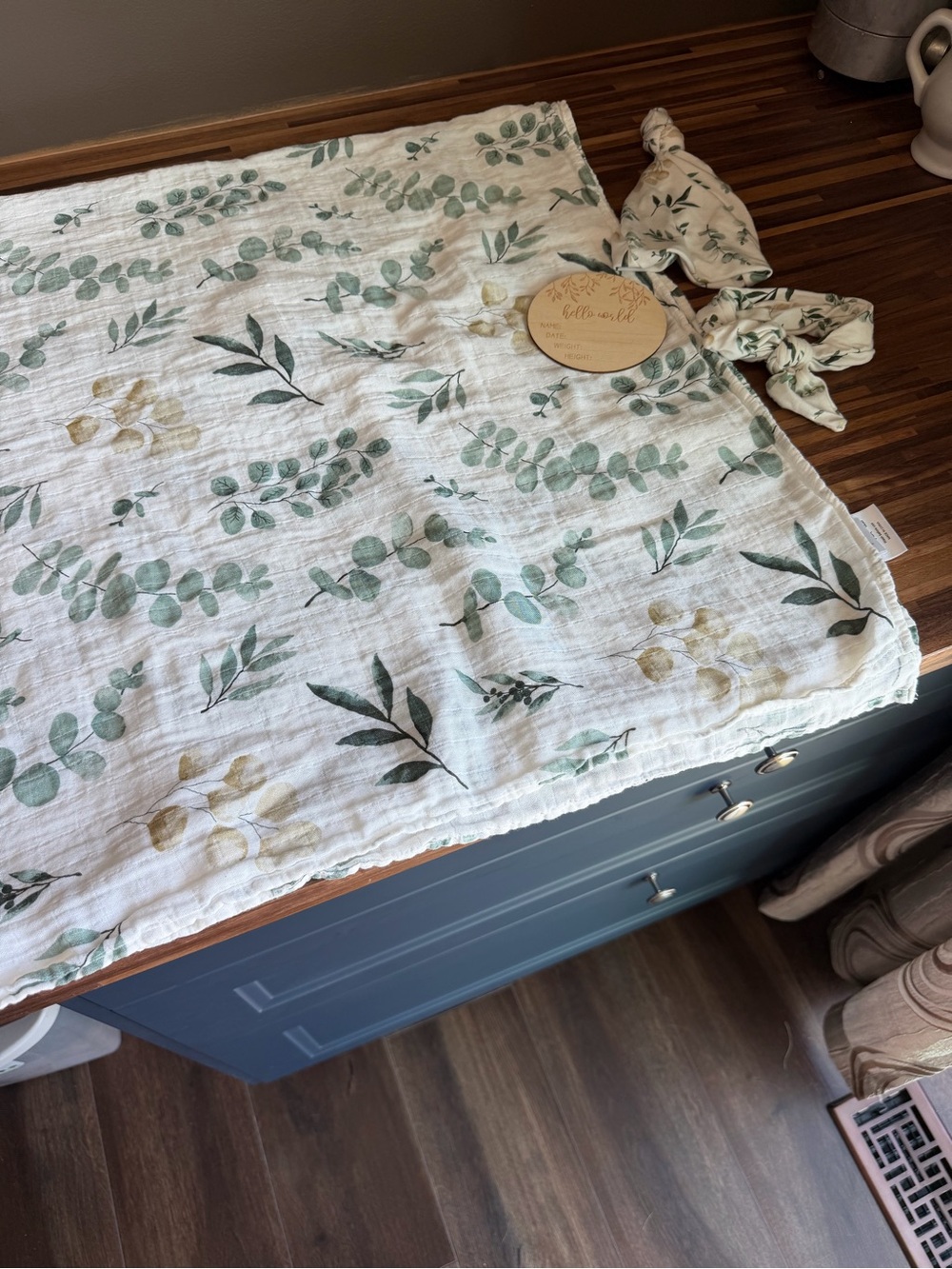 Botanical Muslin Swaddle Blanket - Green & Cream Leaf Print